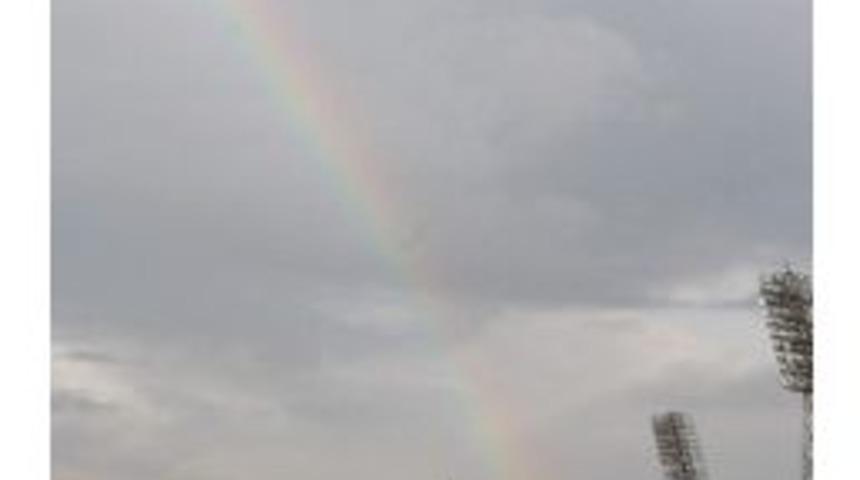 Gaziantep Kalesi &Uuml;zerinde Yağmur Sonrası &Ccedil;ıkan G&ouml;kkuşağı Hayran Bıraktı