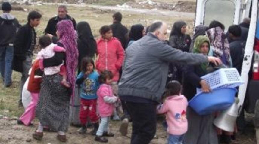 Kulu Devlet Hastanesi&rsquo;nden Suriyelilere Yardım