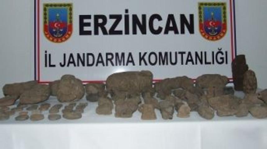 Tarihi Eser Ka&ccedil;ak&ccedil;ısı Jandarmadan Ka&ccedil;amadı