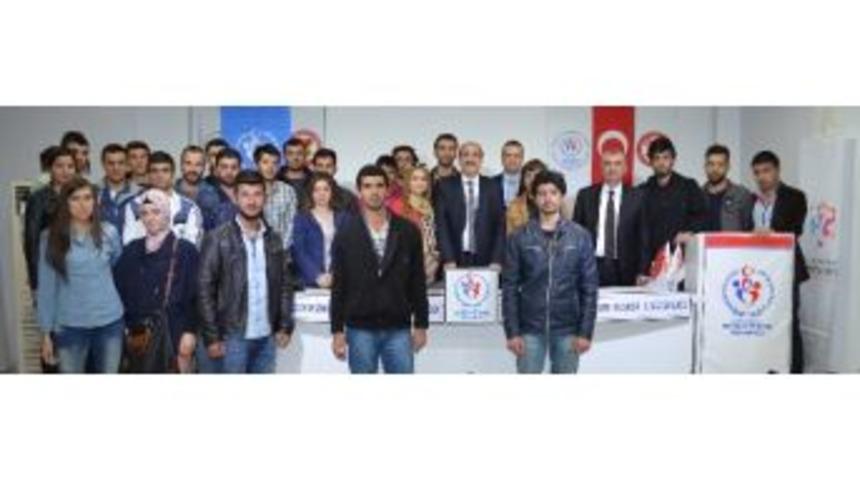 Besyo &Ouml;ğrencileri, İl M&uuml;d&uuml;r&uuml; Fındıklı&rsquo;yı Ziyaret Etti