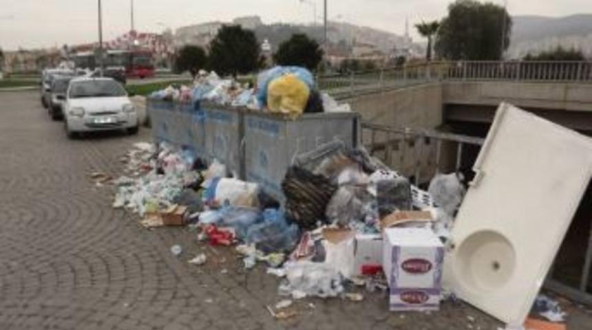 &Ccedil;iğli'de Yine &Ccedil;&ouml;p Eylemi