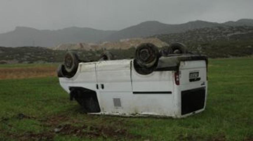 Para Nakil Aracı Takla Attı