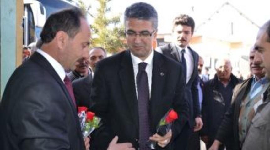 Mhp Erzurum B&uuml;y&uuml;kşehir Belediye Başkan Adayı Prof. Dr. Kamil Aydın Şenkaya&rsquo;da Destek İstedi