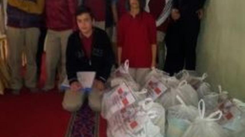 &Ouml;zel Anadolu Sağlık Meslek Lisesi &Ouml;ğrencilerinden &Ouml;rnek Davranış