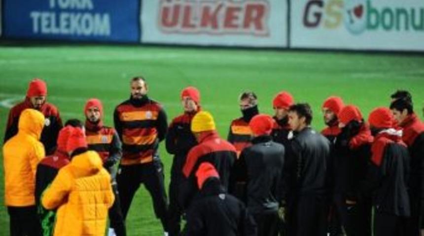 Galatasaray, Chelsea Ma&ccedil;ı Hazırlıklarını Tamamladı