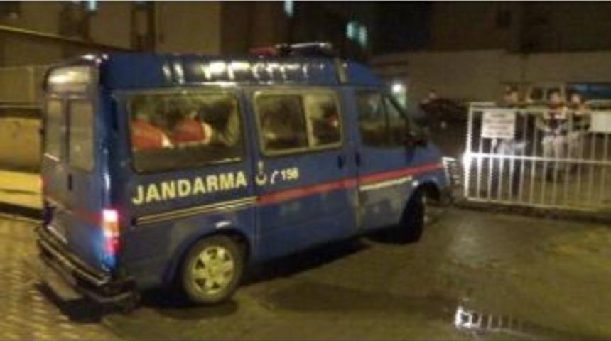 Kayınpederini, Kaynanasını Ve Eşini &Ouml;ld&uuml;ren Zanlı Yakalandı