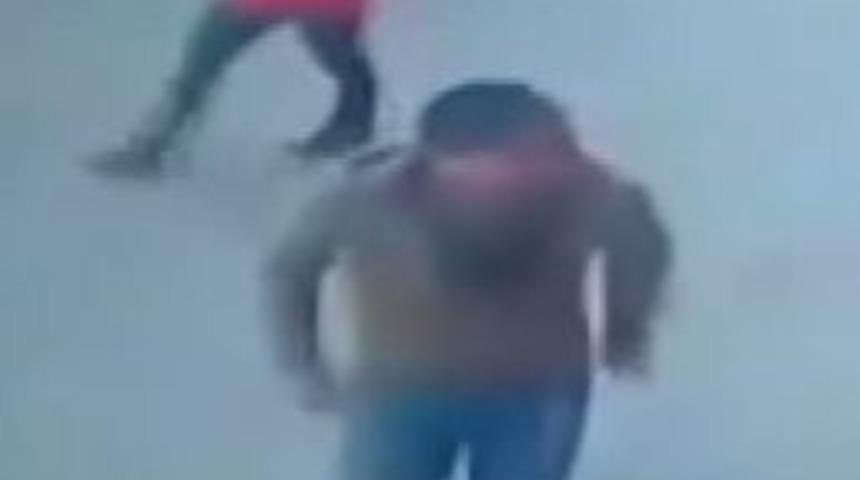 (&ouml;zel Haber) Korku Filmi Gibi Cinayet Kamerada