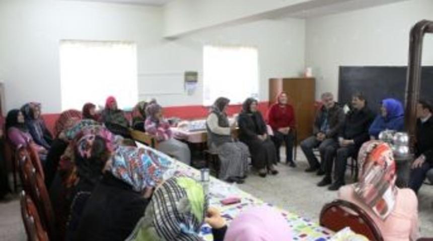 Kursiyerler El Emeklerini Kazanca &Ccedil;evirecek