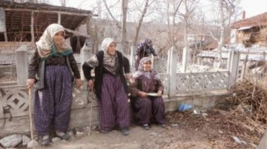 Yaşlı Kadınlardan Yağmur Duası