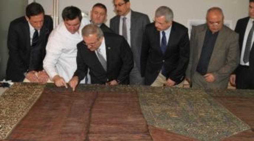 Ulucami'nin 5 Asırlık Kabe &Ouml;rt&uuml;s&uuml; Camekanda Sergilenecek