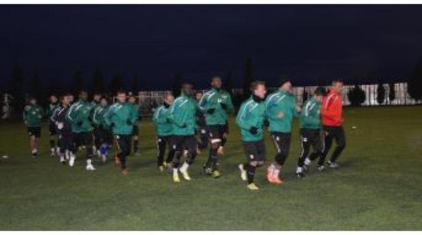 Akhisar Belediyespor, Bursaspor Ma&ccedil;ı Hazırlıklarına Başladı