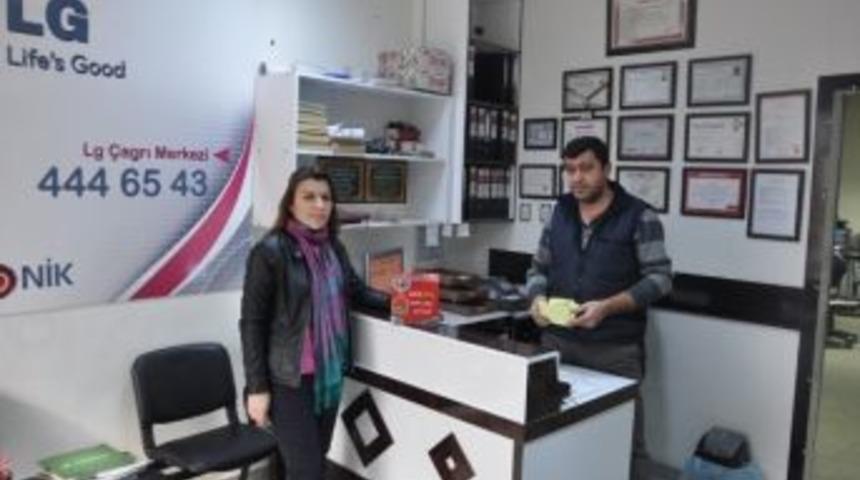 D&uuml;zce Gen&ccedil;lik Merkezi Atık Pilleri Topluyor