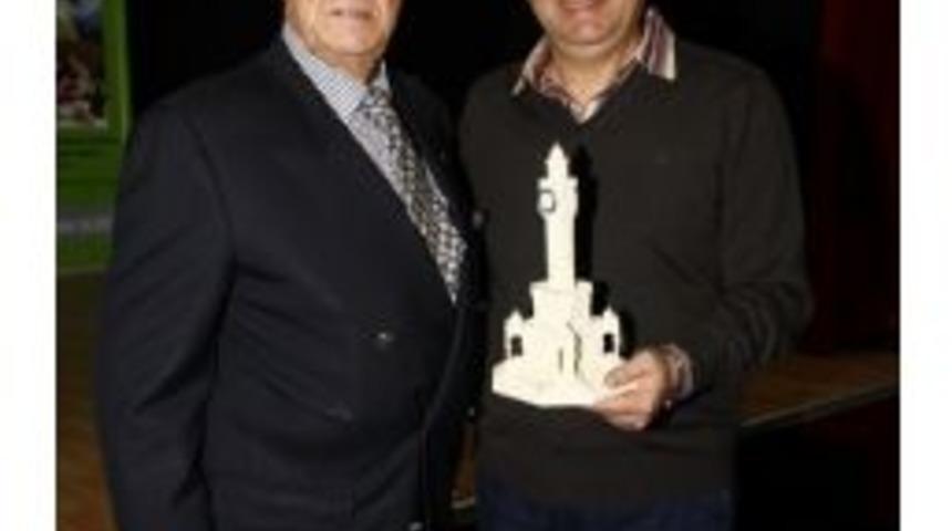 Konak'ta "usta'ya Saygı" Yine Doldu Taştı