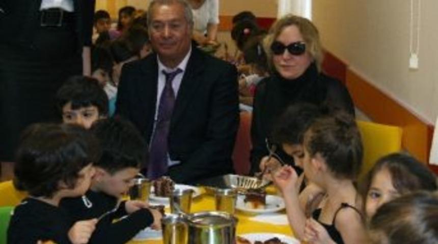 Minikler Togan &Ouml;zliyen&rsquo;i Andı