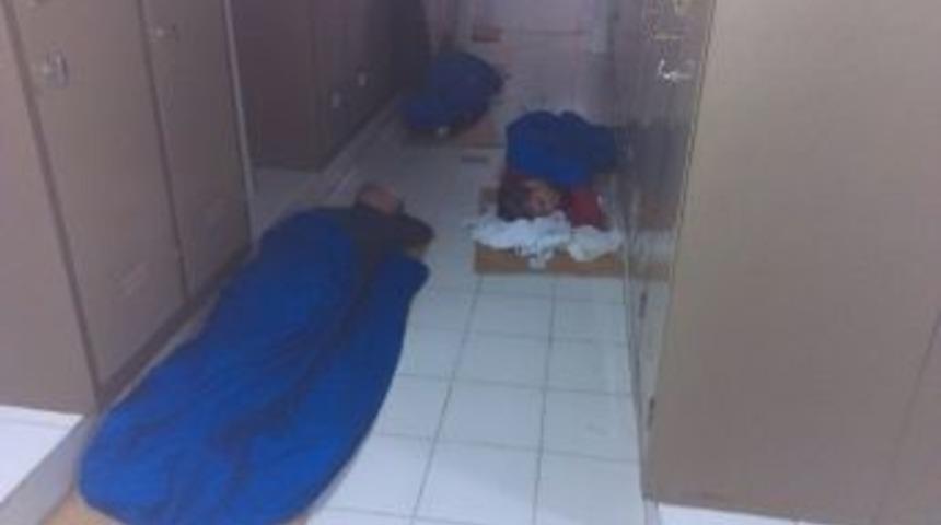 6 G&uuml;nd&uuml;r Direnen İş&ccedil;ilerden İlgin&ccedil; G&ouml;r&uuml;nt&uuml;ler