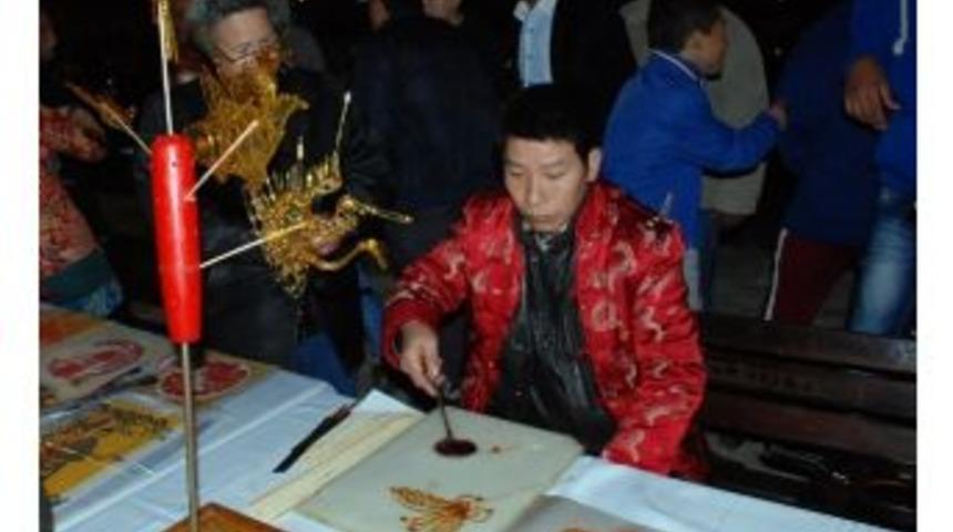 Didim&rsquo;de Geleneksel &Ccedil;in El Sanatları Ve Dansları Sergilendi