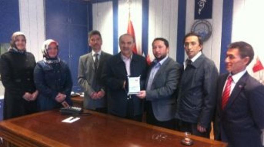 Doğu Türkistanlılar'dan Başkan Yıldız’a Ziyaret