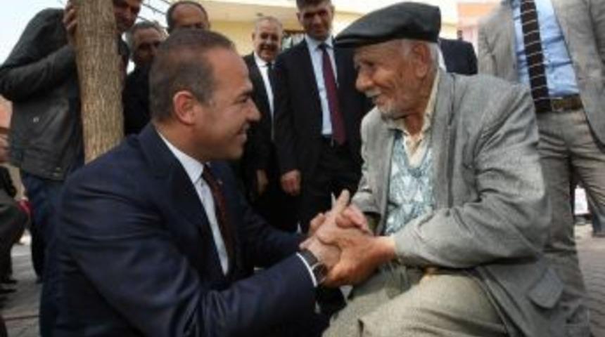 S&ouml;zl&uuml;: "bir Şey Değişecek Her Şey Değişecek"