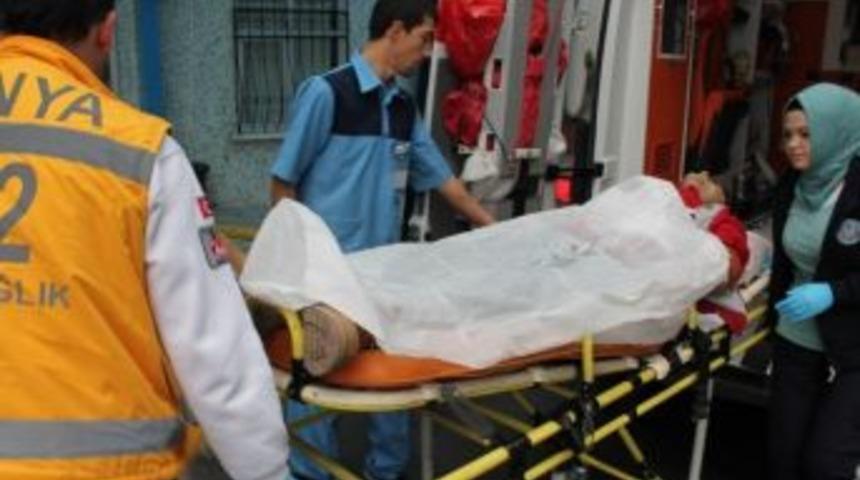 İşe Giderken Bacağından Bı&ccedil;aklandı