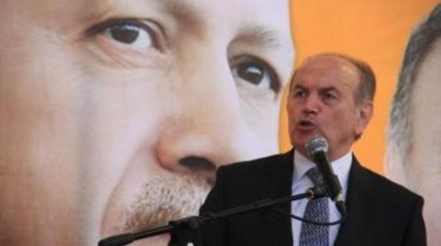 Kadir Topbaş: &ldquo;siz Nereden Cumhuriyetin Bek&ccedil;isi Oluyorsunuz?&rdquo;