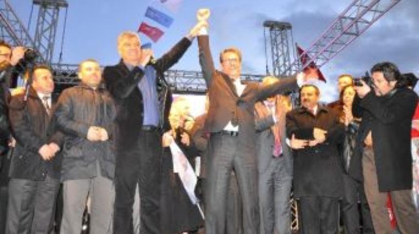 Buca'da Piriştina Coşkusu