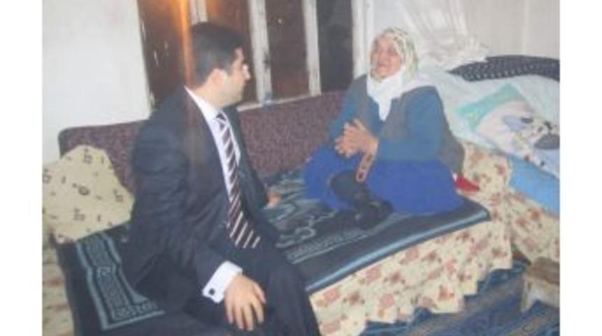 Kaymakam Gümüşçüoğlu’ndan Yaşlılara Ev Ziyareti