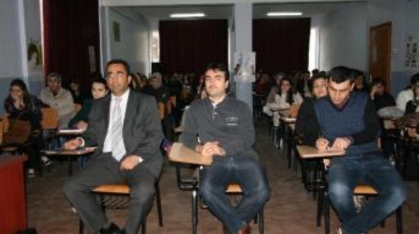 Yeşilay&rsquo;dan Sungurlu Myo &Ouml;ğrencilerine Seminer