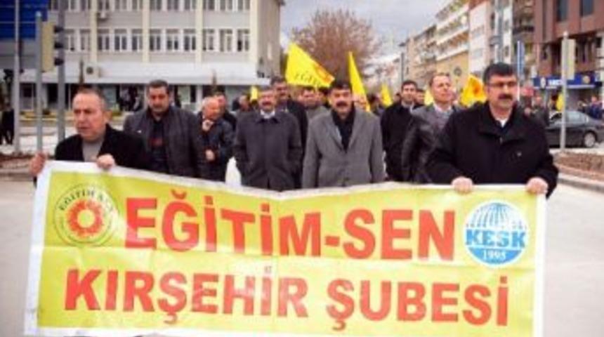 Eğitim-sen Milli Eğitim Yasa Tasarısını Protesto Etti
