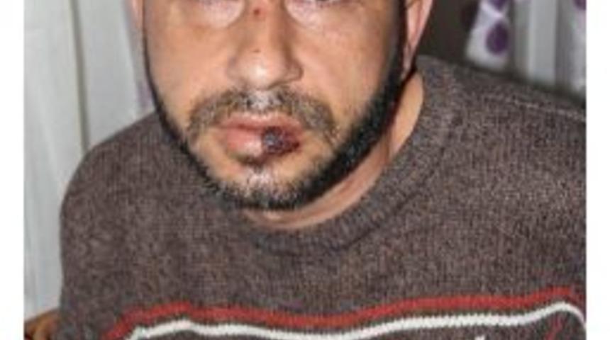 İki Dayısı, Bir Muhtar Ve Kuzeni Tarafından D&ouml;v&uuml;ld&uuml;