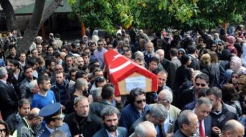 İntihar Eden Asker Son Yolculuğuna Uğurlandı