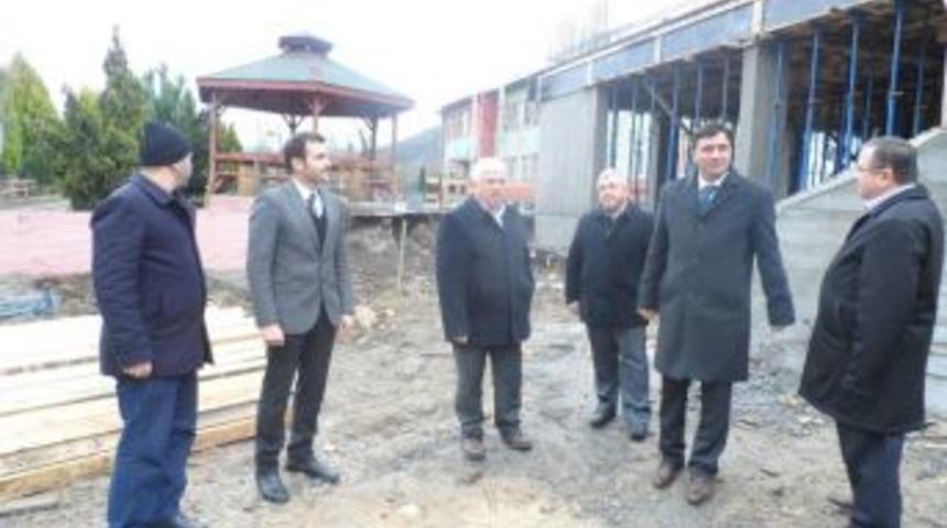 Kaymakam Kasımlı'daki  okul inşaatın inceledi