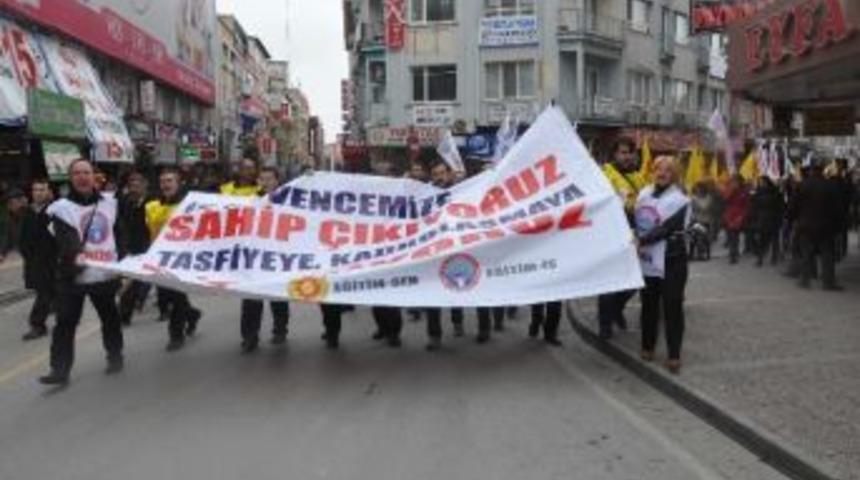 Sendikalar Birleşti, Yasa Tasarısını Protesto Etti