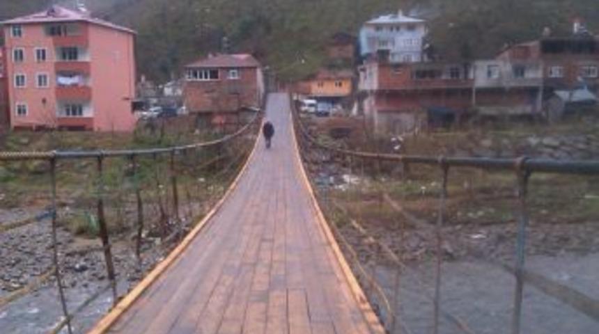 Tirebolu Kuzgun K&ouml;pr&uuml;s&uuml; D&ouml;şemeleri Yapıldı