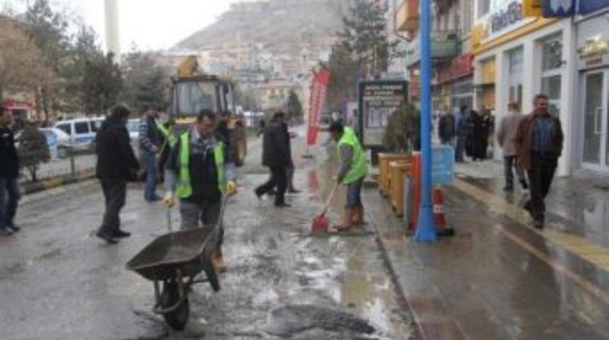 Bayburt&rsquo;ta G&uuml;zel Havalar Hizmete D&ouml;n&uuml;ş&uuml;yor