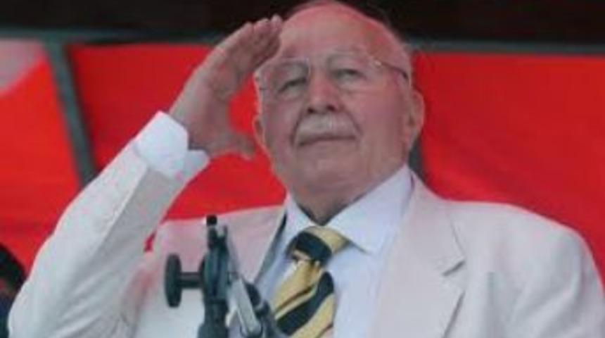 Oral: Erbakan’ı rahmetle anıyoruz