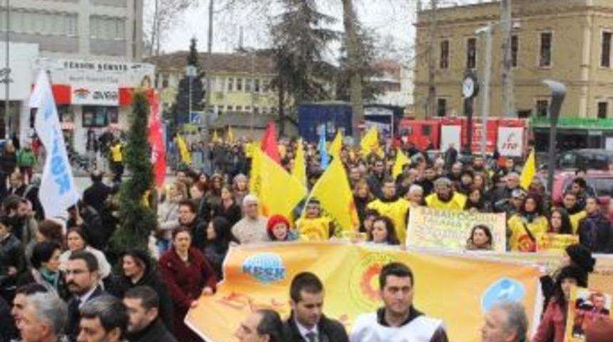 Eğitimcilerden Basın Açıklaması