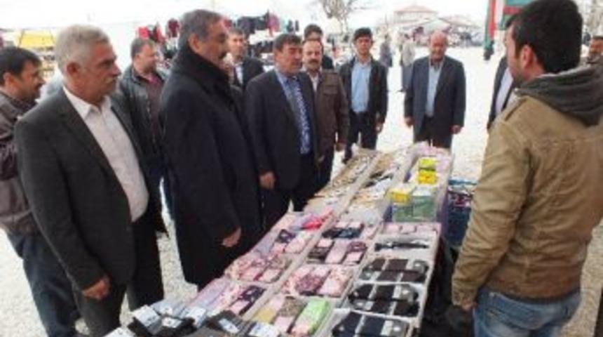 Ak Parti Altınekin&rsquo;de &Ccedil;alışmalarına Devam Ediyor