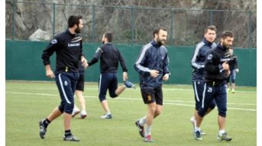 Kozlu Belediyespor'da Hedef &Uuml;&ccedil; Puan