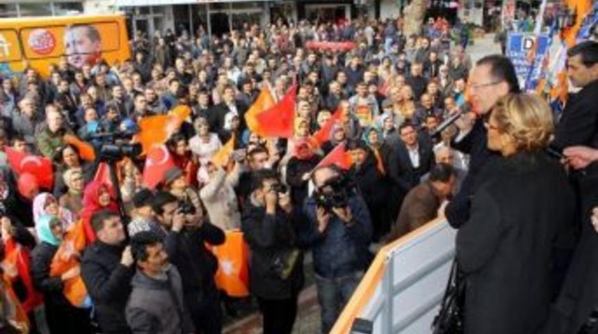 Ak Parti, Edremit&rsquo;te Se&ccedil;im B&uuml;rosunu A&ccedil;tı