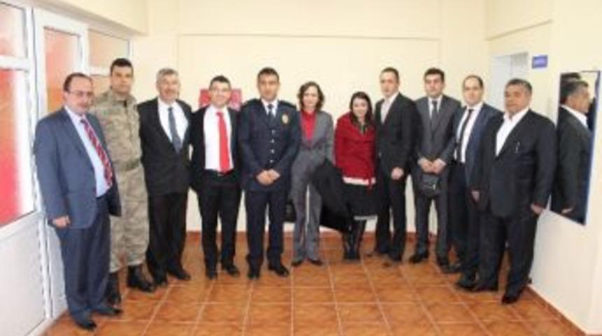 Terfi Eden Emniyet M&uuml;d&uuml;r&uuml;ne R&uuml;tbe Takıldı