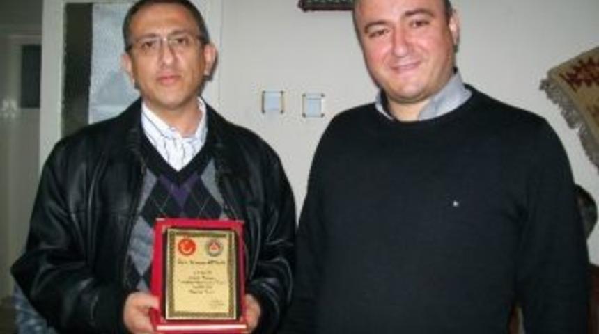 T&uuml;rkav'da Plaket T&ouml;reni