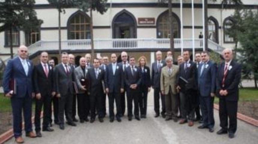 Vergi Rekortmenlerine Plaket