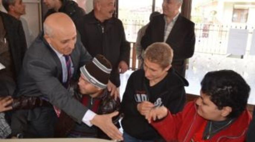 "dikili’de Tüm Engelleri Kaldıracağız"