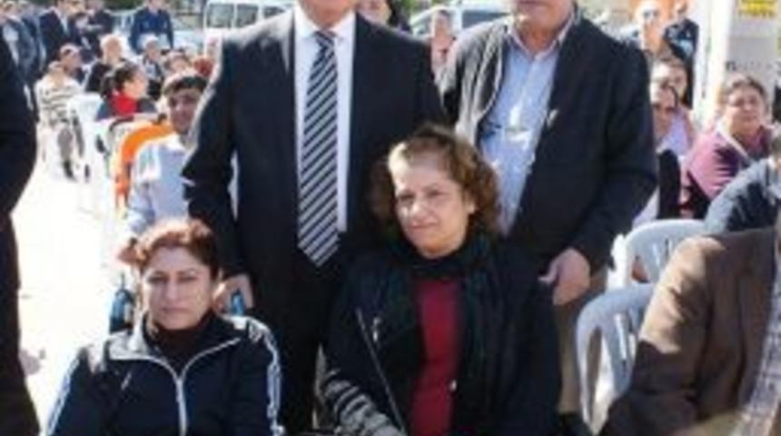 Mavi Kapaklar 101 Ak&uuml;l&uuml; Araca D&ouml;n&uuml;şt&uuml;