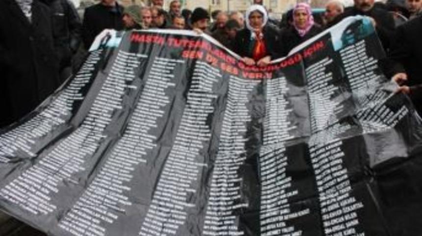 Van&rsquo;da Hasta Tutuklular İ&ccedil;in Y&uuml;r&uuml;y&uuml;ş