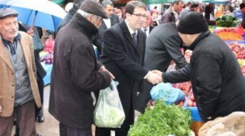 Başkan Adayı Yazgı, Pazarcı Esnafını Ziyaret Etti