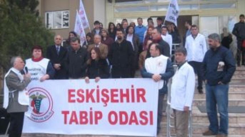 Grevde Olan Asistan Hekimlere Destek