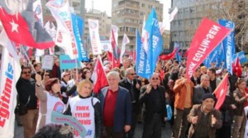 Nazilli'de Eğitimciler İş Bıraktı