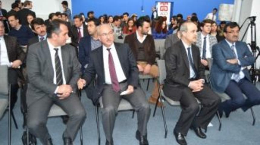Ag&uuml;'de 'iş Hayatına Dair İpu&ccedil;lar' Konulu Konferansa
