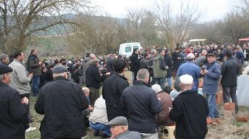 Sarı Ailesinin Acı G&uuml;n&uuml;